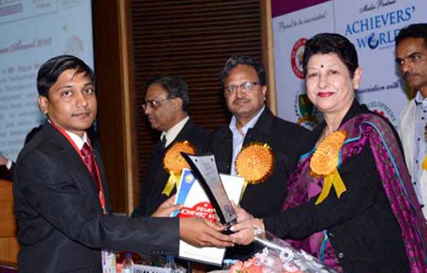 Young_Entrepreneur_Award